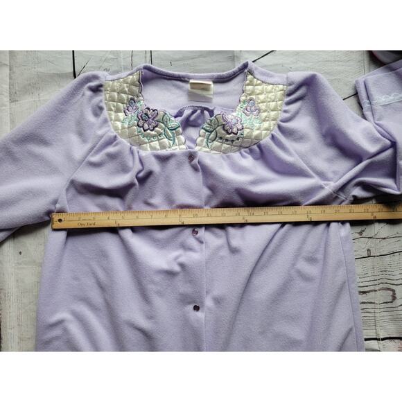 Simply Basic Womens Embroidered Floral Snap Up Pockets House Dress Robe READ - Picture 5 of 11